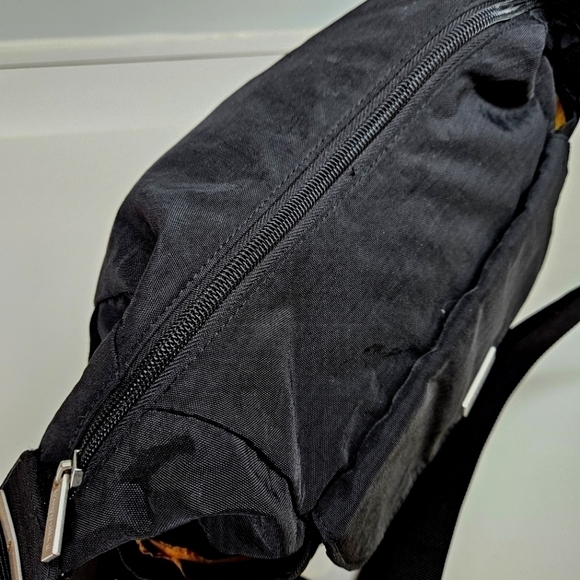 Baggallini Black Nylon Crossbody Travel Bag Purse - Picture 6 of 9